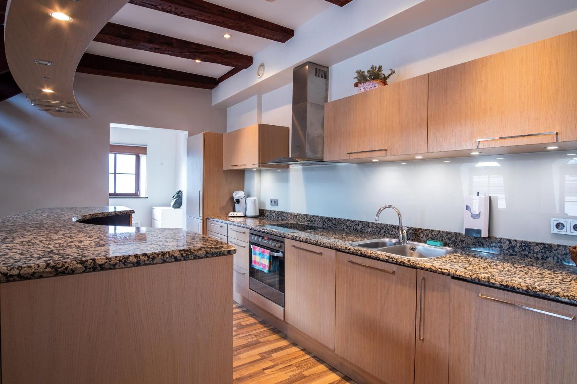 Dream - Five Bedroom Penthouse In Old Town Butas *